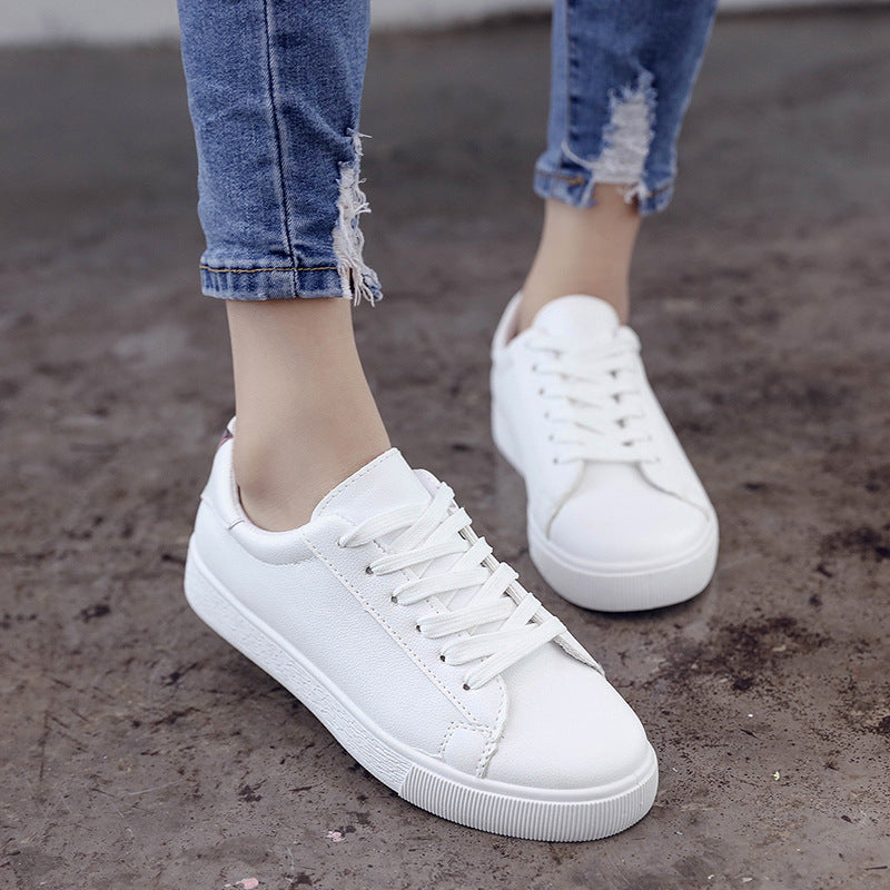 Casual shoes female spring and summer new casual shallow mouth flat bottom wild kitten small fish student shoes white shoes female