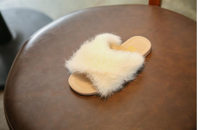 Sandals female Korean version of the cross rabbit fur flat slippers plush shoes