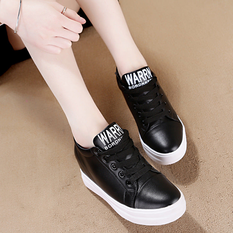 The new leisure shoes increased letter totem lace white shoes with thick bottom slope platform low shoes female