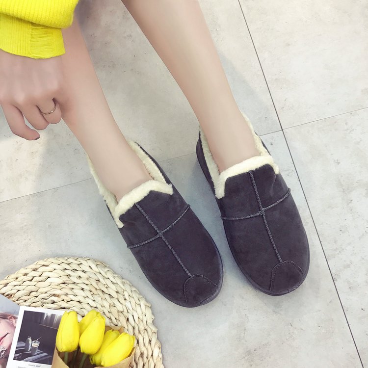 Bread shoes 2021 winter snow boots two Korean students short tube shoes slip-on plus velvet new female warm autumn