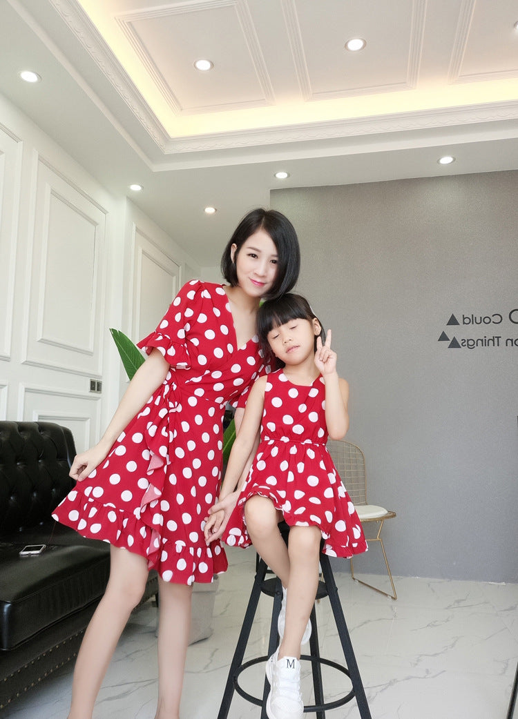 Sand beach parent-child summer dress new family three family short sleeve Polka Dot foreign style women"s dress