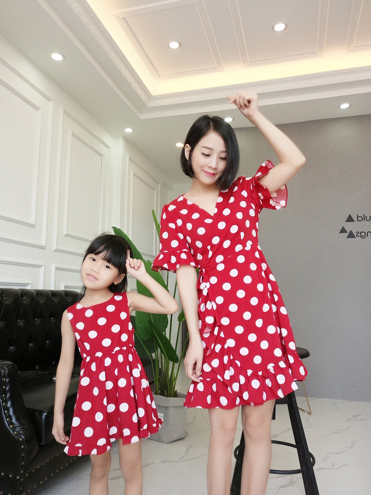 Sand beach parent-child summer dress new family three family short sleeve Polka Dot foreign style women"s dress