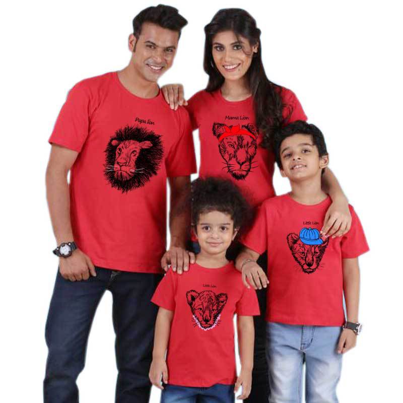 Round Neck Short Sleeves, A Family Of Four Loose Version